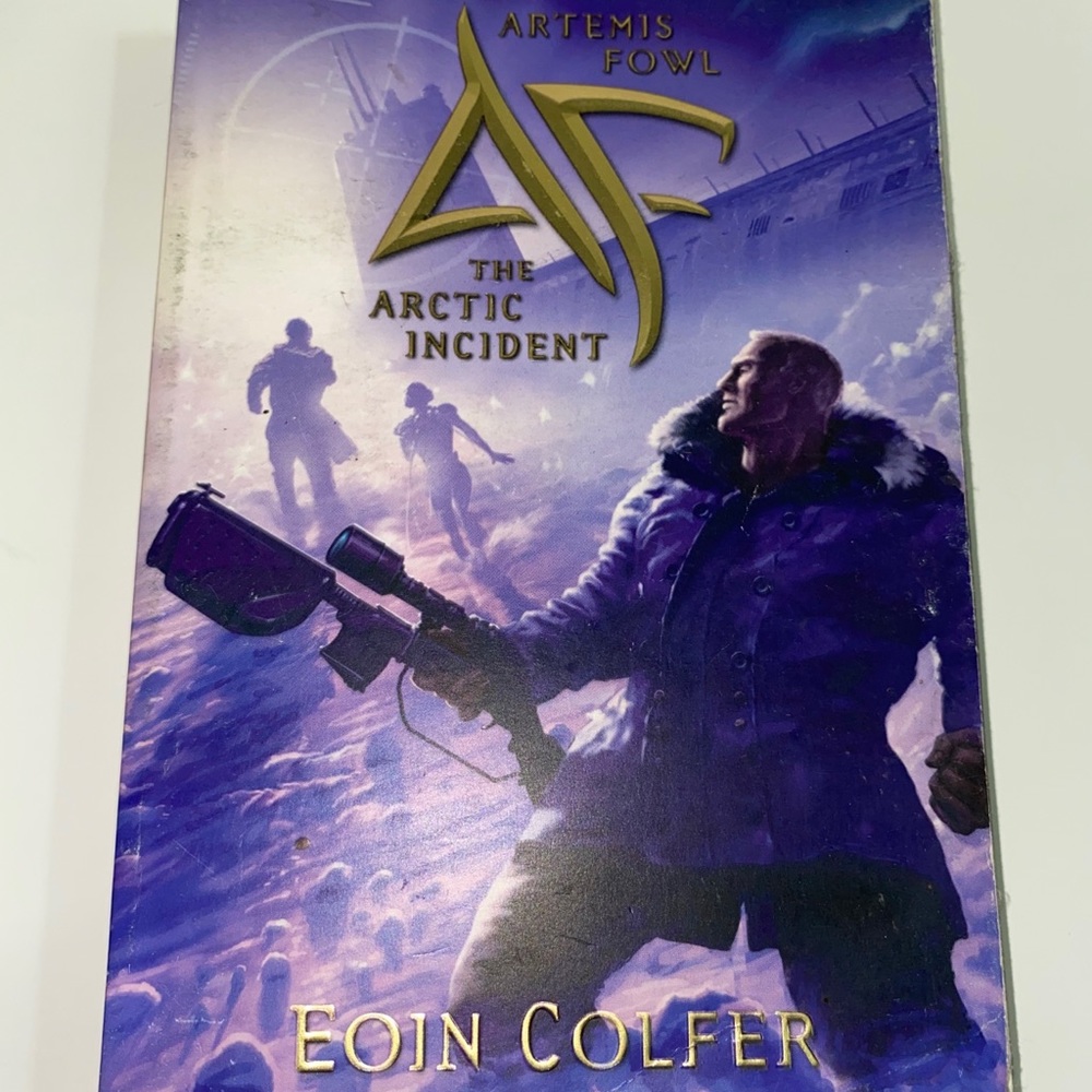Artemis Fowl “The Artic Incident” Book 📖